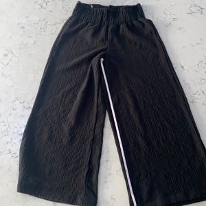 Wide leg cropped pants